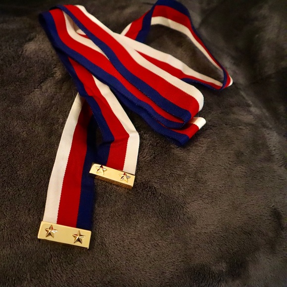 Gucci Sylvie White Small Shoulder Bag - Picture 16 of 16